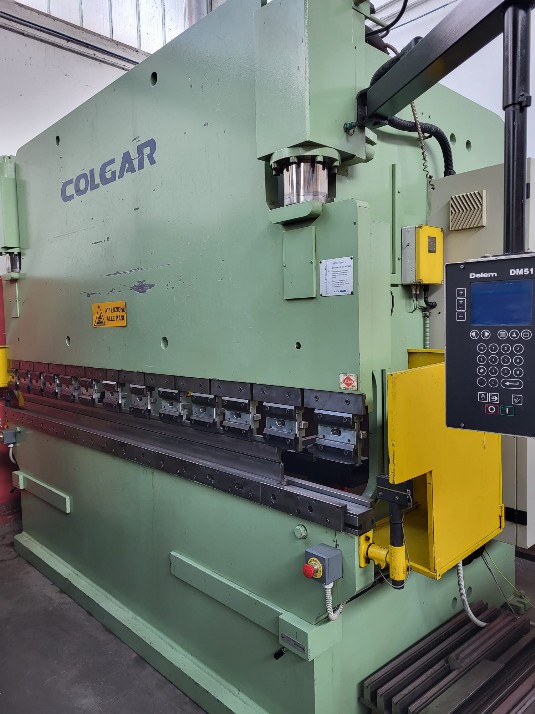 PRESSA PIEGATRICE COLGAR 3000 X 100 T